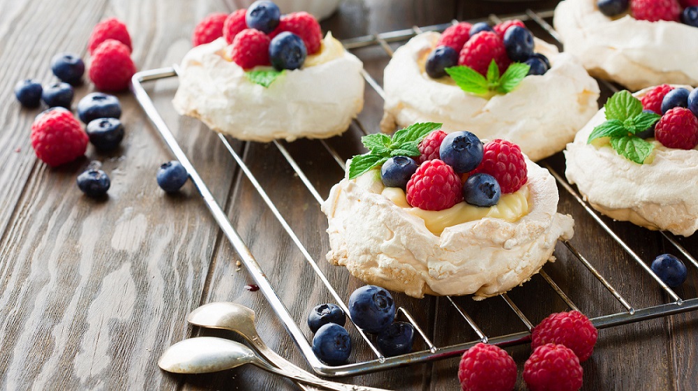 Pavlova Mit Beeren - Das Leichte Dessert • Koch-Mit