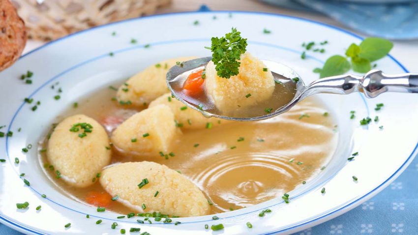 Grießnockerlsuppe - Rezept