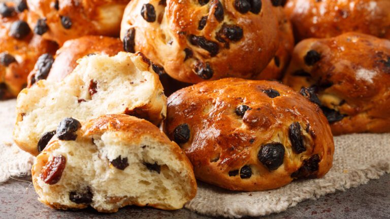 Rosinenbrötchen - Wie vom Bäcker • Koch-Mit