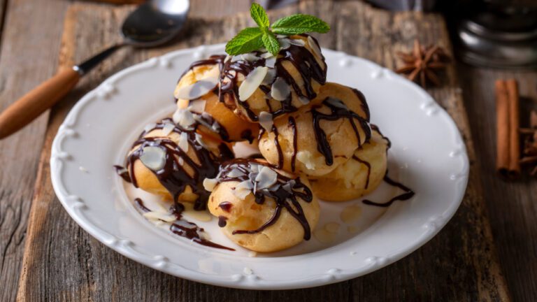 Profiteroles - Rezept für das italienische Original • Koch-Mit